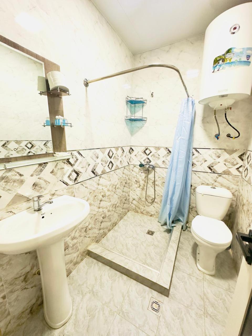 Greenway Hotel Tashkent Ngoại thất bức ảnh
